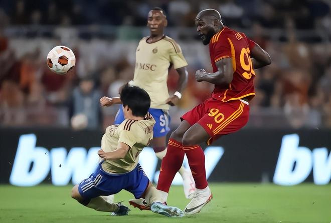 国王队火力全开，大胜对手获得宝贵分数