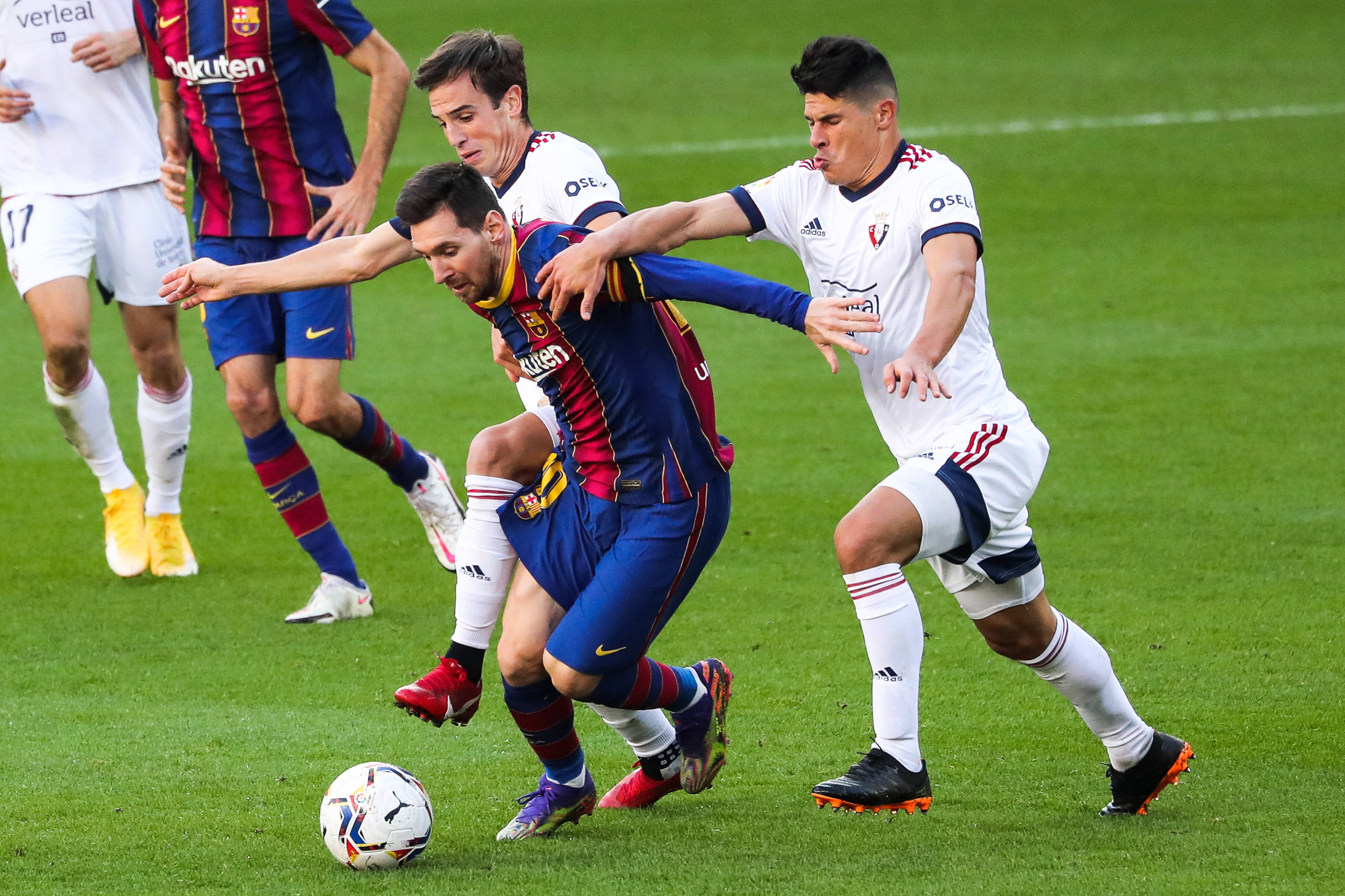 奥萨苏纳客场不敌，积分榜位置下滑！(奥萨苏纳主力球员)